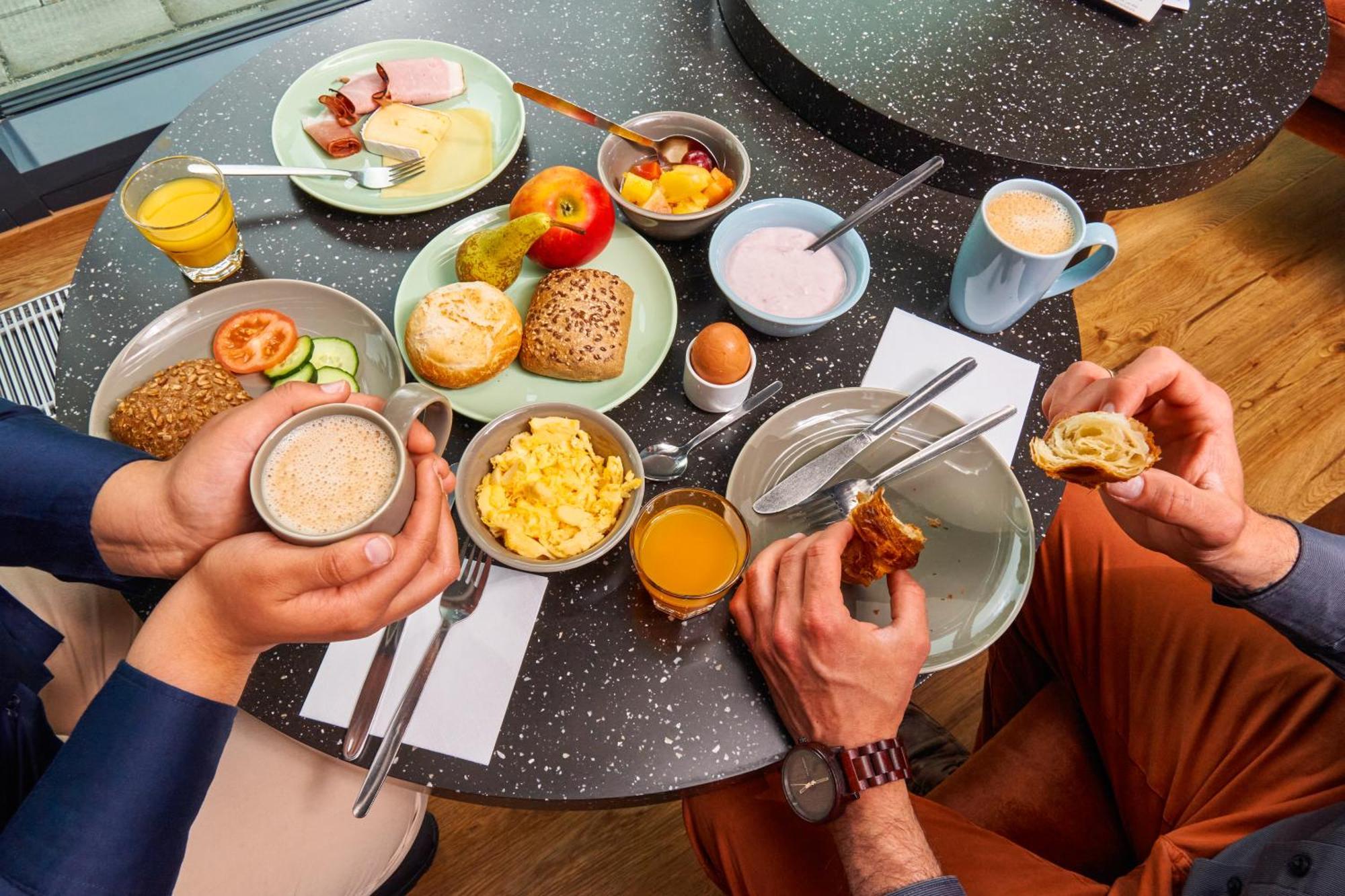 Ibis Styles Singen Hotel Bagian luar foto